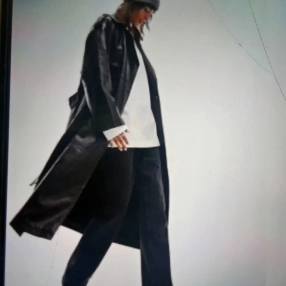 Vintage international leather collection small petite women's coat